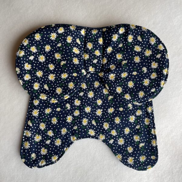 Daisies navy blue fabric